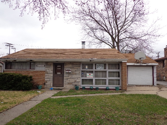 17017 Greenbay Ave, Lansing, IL 60438