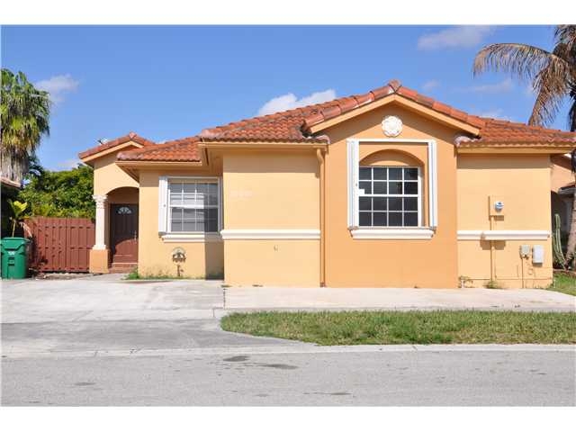 15445 SW 95 LN, Miami, FL 33196