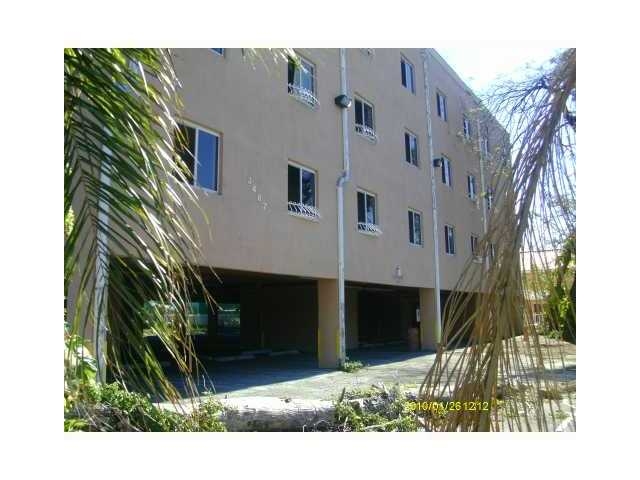 3487 NW 22 AV # 203, Miami, FL 33142