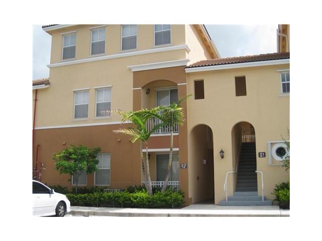 10132 NW 7 ST # 205, Miami, FL 33172