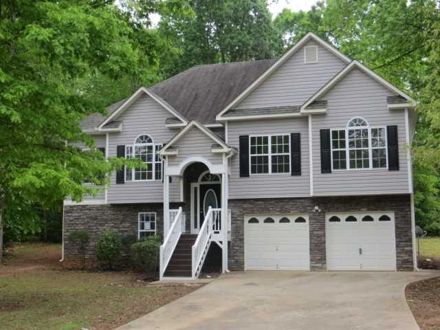 195 Ivory Ln, Carrollton, GA 30116