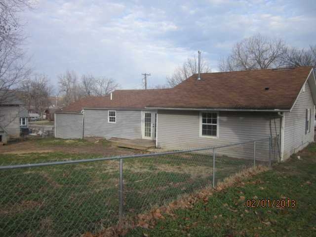 304 Rollings Rd, Joplin, MO 64804