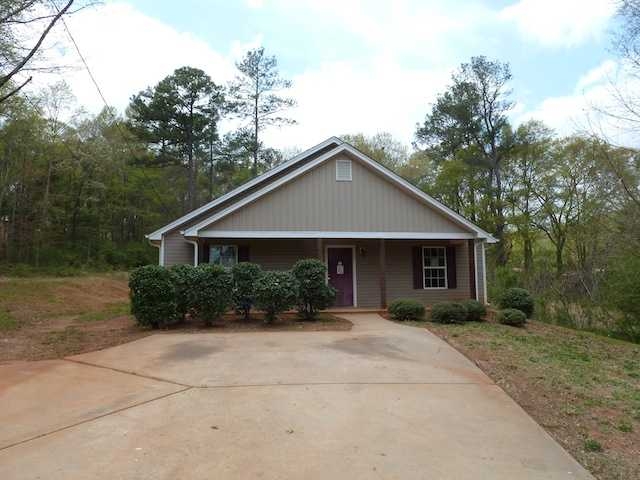 1307 N 9th St, Griffin, GA 30223