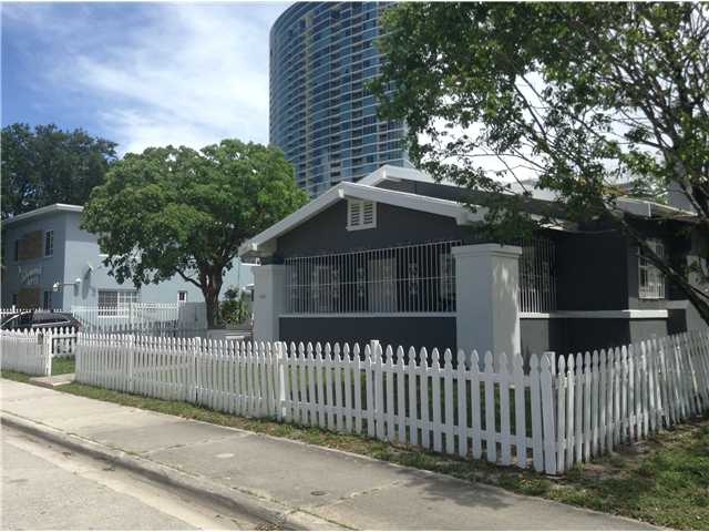 428 NE 38 ST, Miami, FL 33137