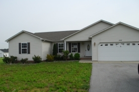 1622 Calgary Way, Bowling Green, KY 42101