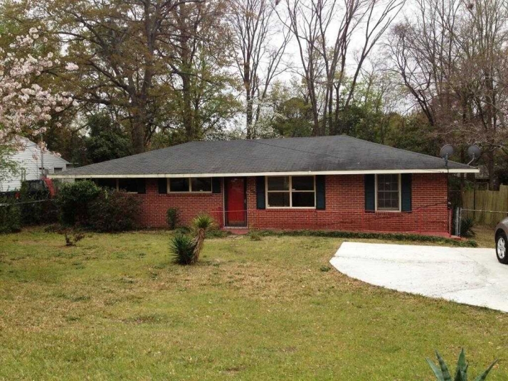 1560 Sherrill Dr, Macon, GA 31206