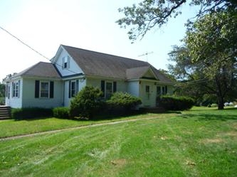 198 Pinehill Road, Chelmsford, MA 01824