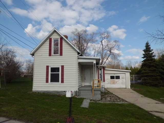 910 N 6th St, Goshen, IN 46528