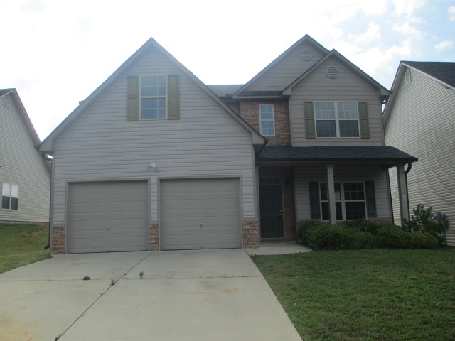 354 Shady Glen Dall, Dallas, GA 30132