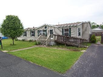 77 Brandi Dr, Mineral Wells, WV 26150