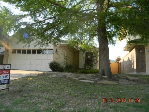 2119 Avignon Dr, Carrollton, TX 75007