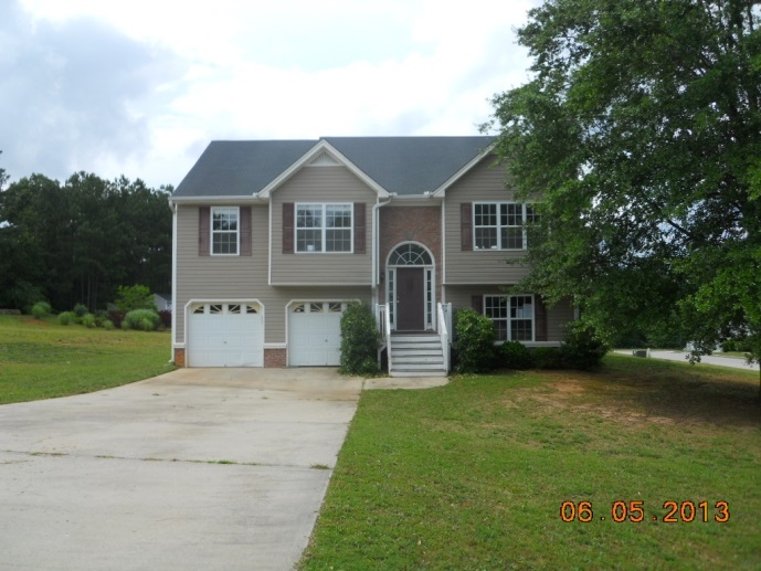 301 Birch Court, Carrollton, GA 30116