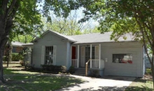 607 W Lake St Ennis, TX 75119