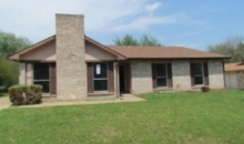 1245 High Meadow Ln Lancaster, TX 75146