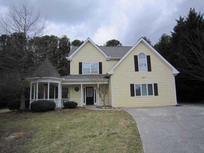 897 Mill Cove Dr, Lawrenceville, GA 30045