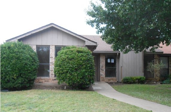 705 Peach Court, Grapevine, TX 76051