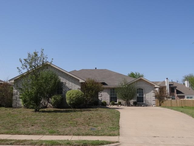 401 Tranquility Ln, Cedar Hill, TX 75104