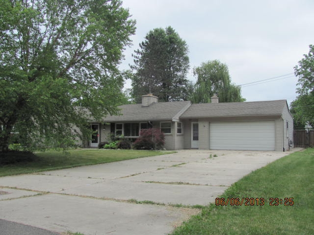 14100 Hillcrest, Livonia, MI 48154