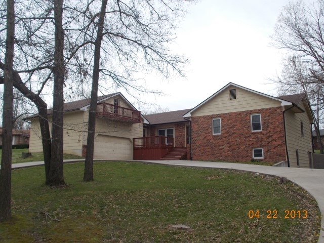 807 Gross Pl, Fulton, MO 65251