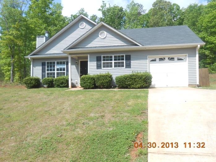 70 Summer Breeze Ct, Covington, GA 30014