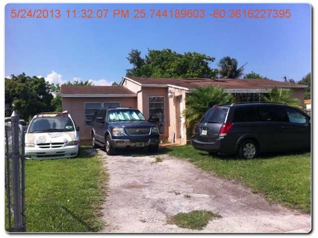 1427 NW 100 ST, Miami, FL 33147