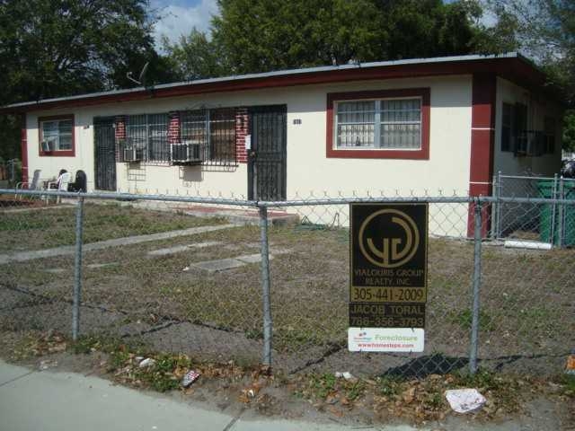 1801 NW 93 TE, Miami, FL 33147