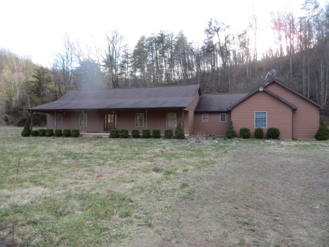 1151 Sherborn Rd, Lucasville, OH 45648