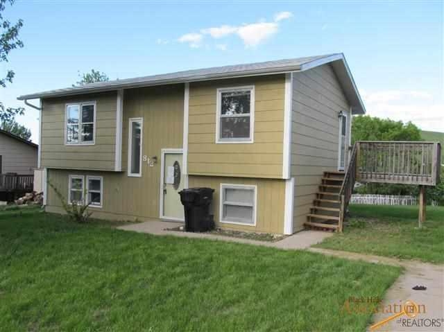 812 S 32nd St, Spearfish, SD 57783