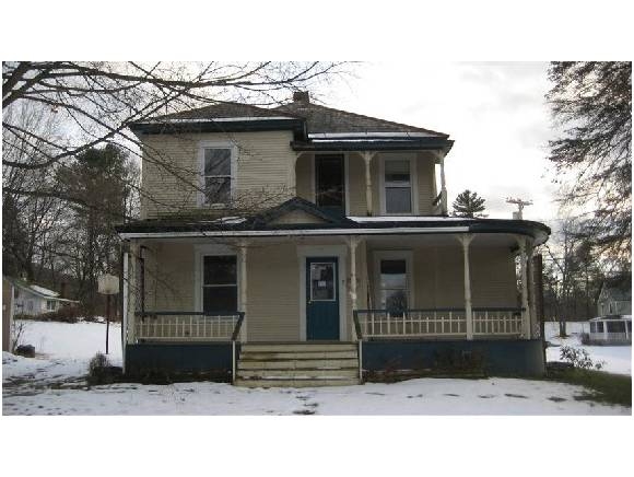 9 Reynolds St, Proctor, VT 05765