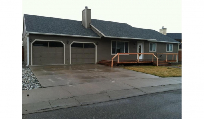 323 Michael Pl, Wenatchee, WA 98801