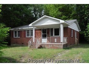 1811 Slater Ave, Fayetteville, NC 28301