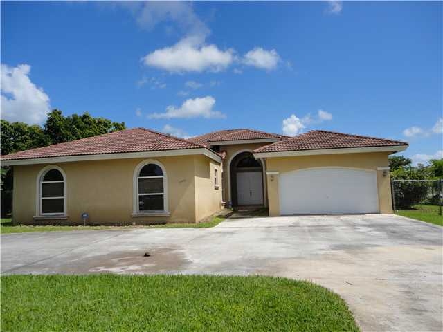 15461 SW 274 ST, Homestead, FL 33032