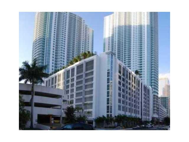 950 BRICKELL BAY DR # 1700, Miami, FL 33131