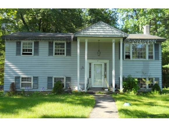 5 Al St, Derry, NH 03038