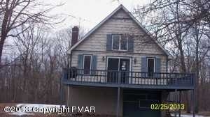 214 Segatti Circle, Bushkill, PA 18324