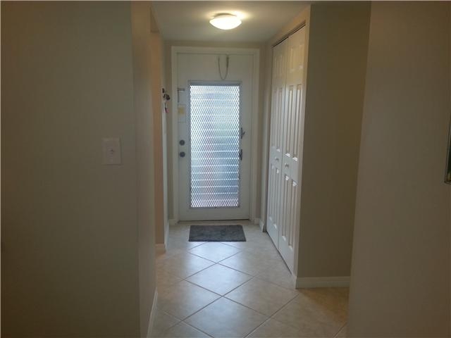 9041 SUNRISE LAKES BL # 103, Fort Lauderdale, FL 33322