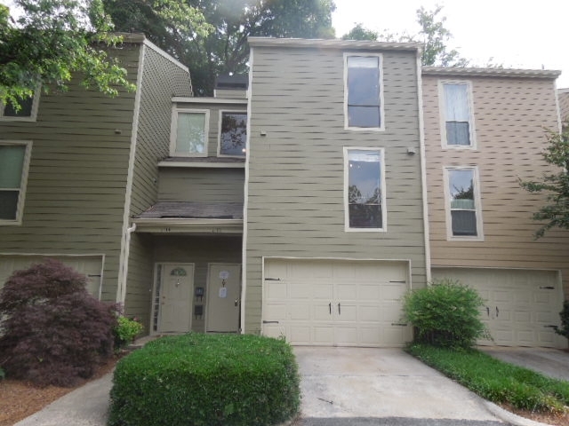 1113 Riverbend Club Dr SE, Atlanta, GA 30339