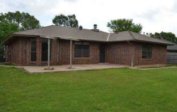 1305 Gemini Rd, Edmond, OK 73003