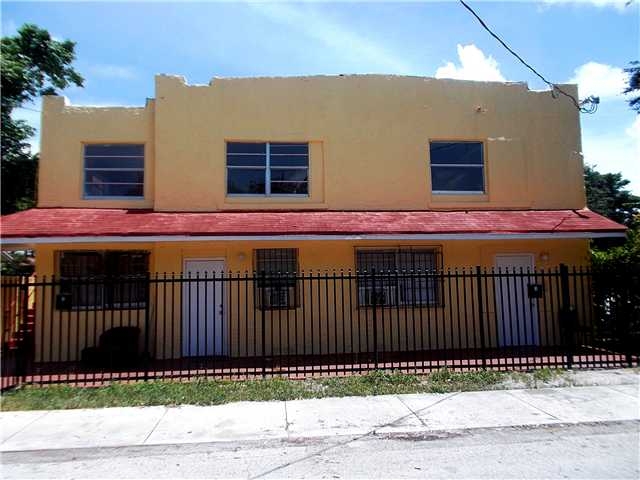 214 NW 74 ST, Miami, FL 33150