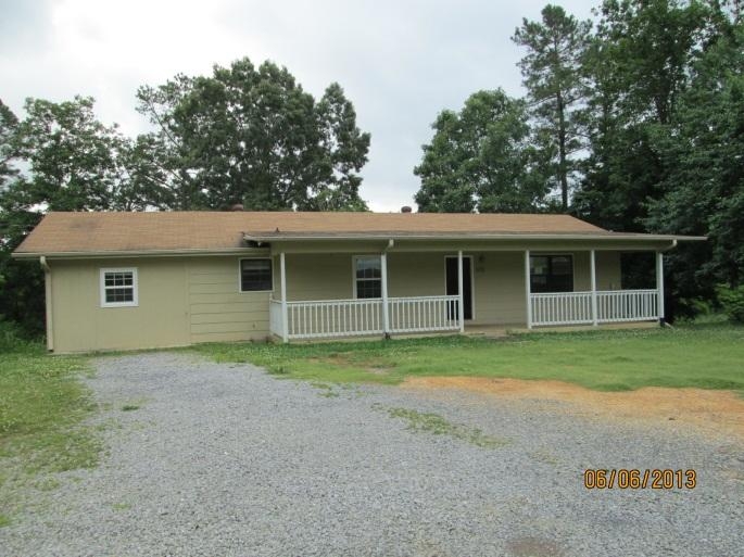 502 Moore Dr, Dalton, GA 30721