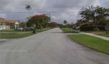 1720 SW 98 CT Miami, FL 33165