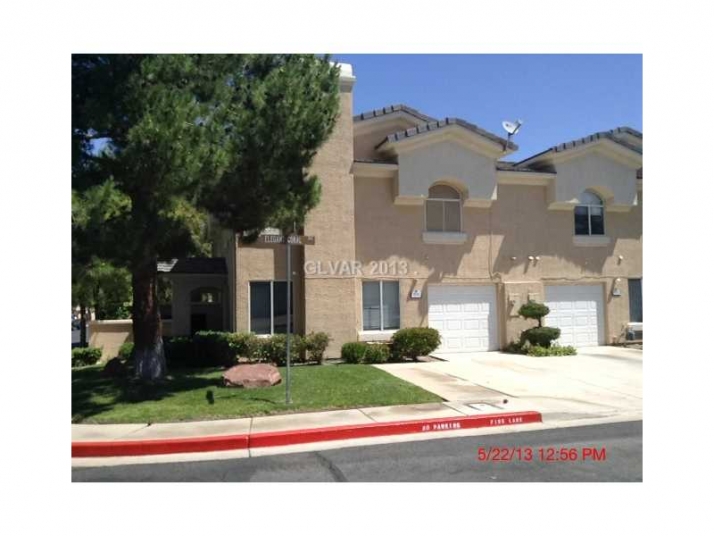 910 Elegant Coral Ave, Henderson, NV 89015