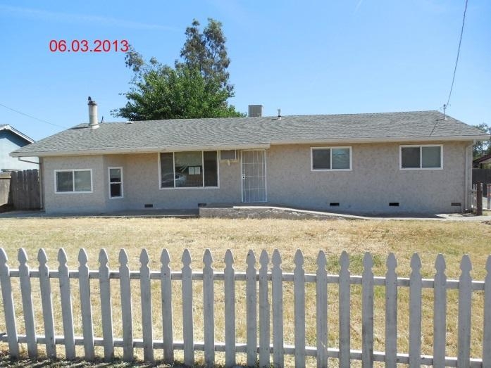 26 Drake Avenue, Biggs, CA 95917