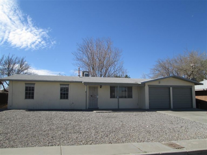 6116 Kingston Ave Ne, Albuquerque, NM 87109