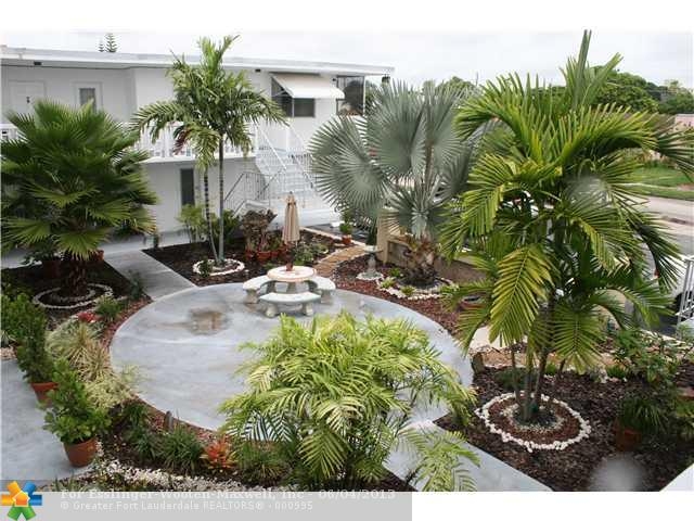 1720 FUNSTON ST # 109, Hollywood, FL 33020