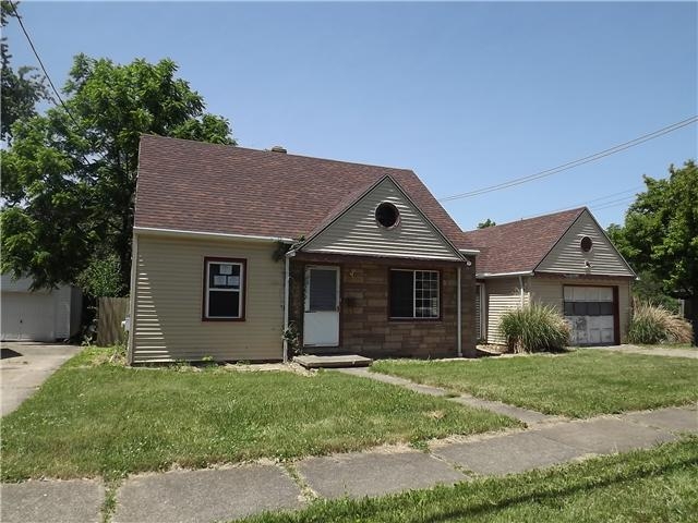 1914 Clairmont Ave, Akron, OH 44301
