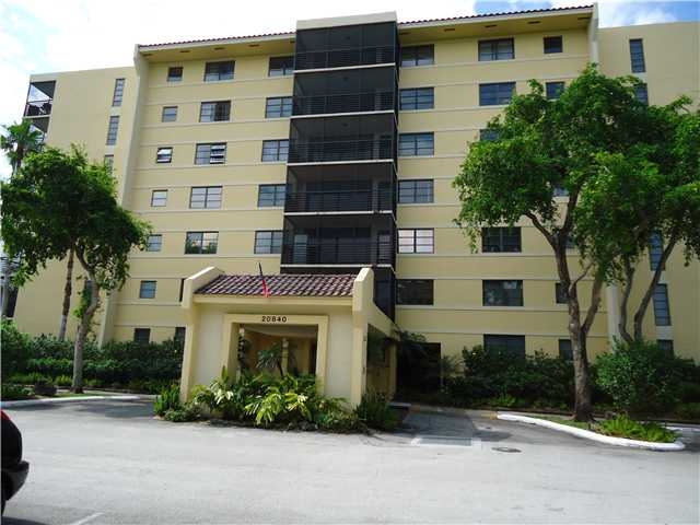 20840 SAN SIMEON WY # 304, Miami, FL 33179