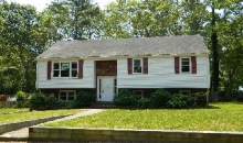 8 Wren Terrace Wareham, MA 02571