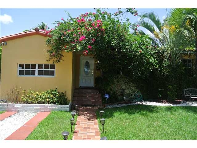 3271 SW 17 ST, Miami, FL 33145