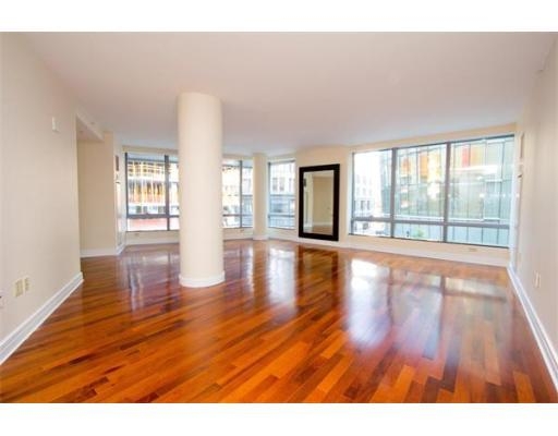 3 Avery St #306, Boston, MA 02111